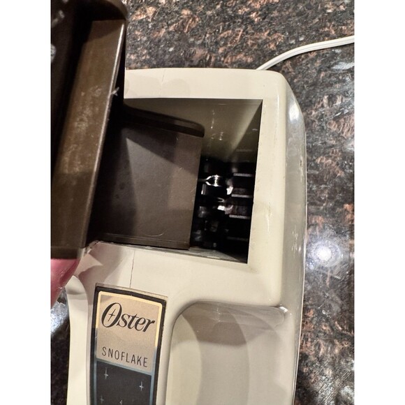 Vintage Oster Snowflake Electric Ice Cube Crusher 571-06B Almond & Brown Tested - Picture 9 of 10